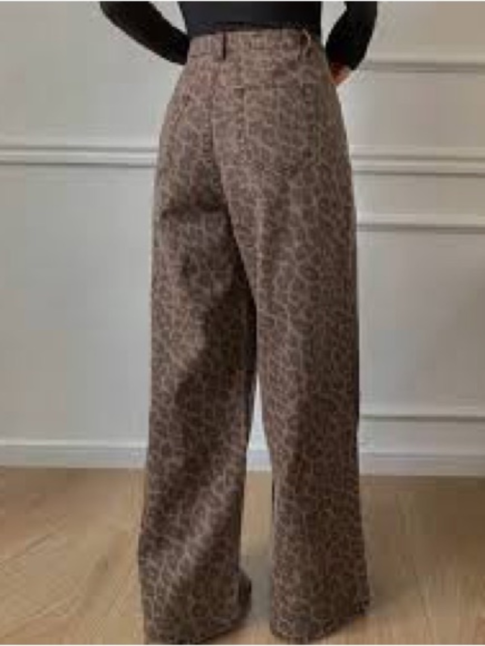 Zara Brown Leopard-Print Wide Leg Jeans - Picture 2 of 4